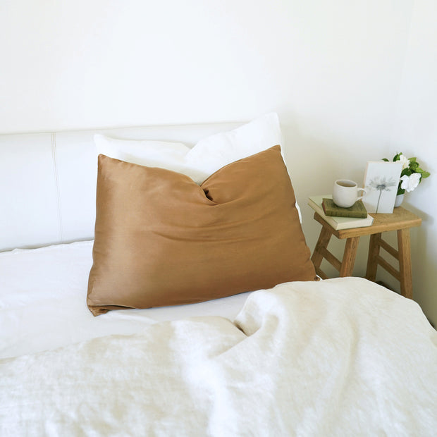 Acorn - Silk Pillowcase