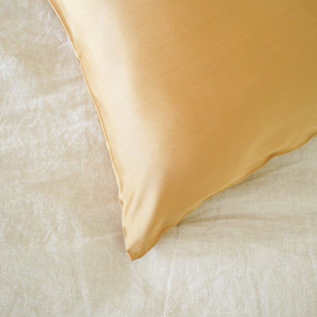 Amber - Silk Pillowcase